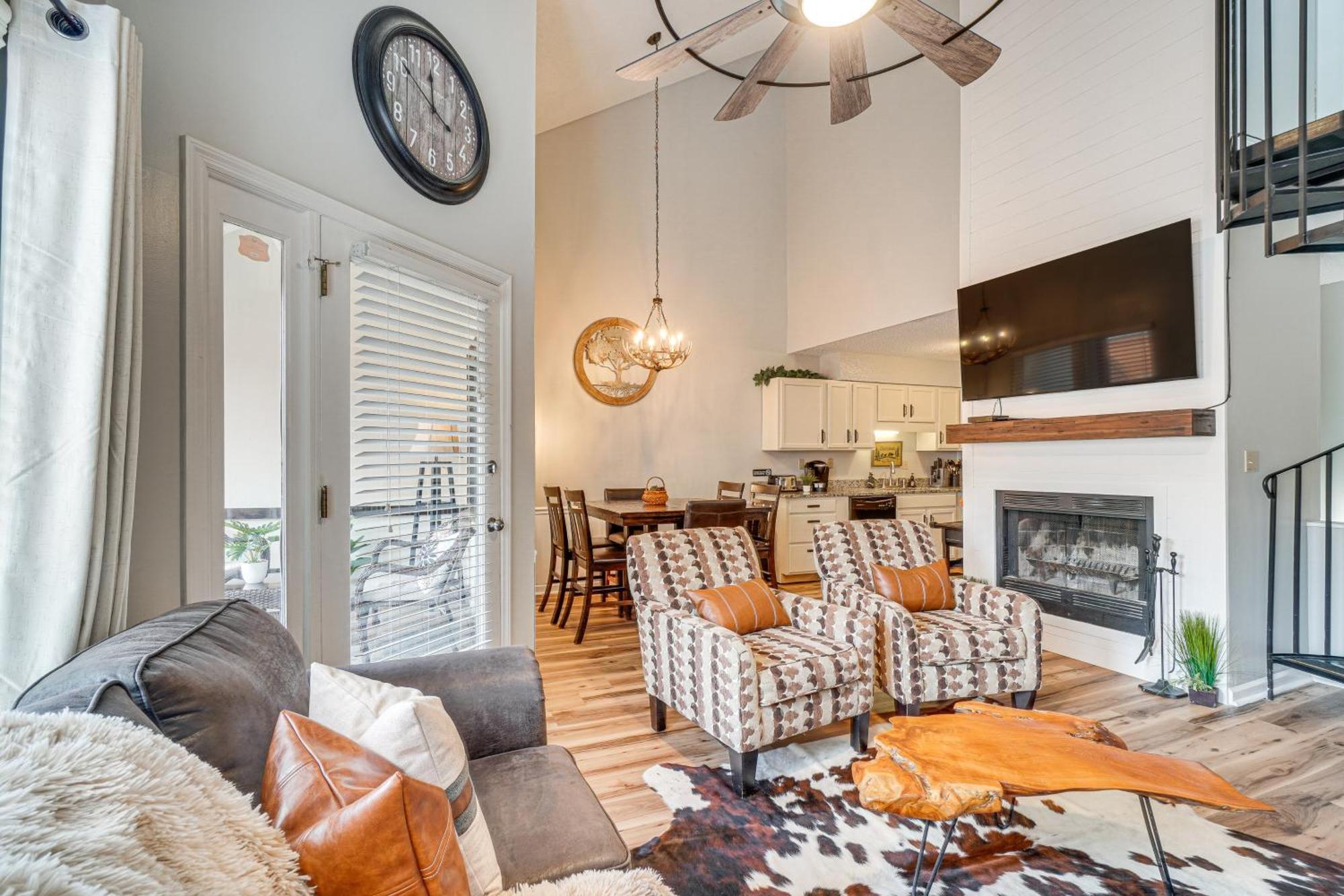 Downtown Gatlinburg Condo With Mountain-View Balcony المظهر الخارجي الصورة