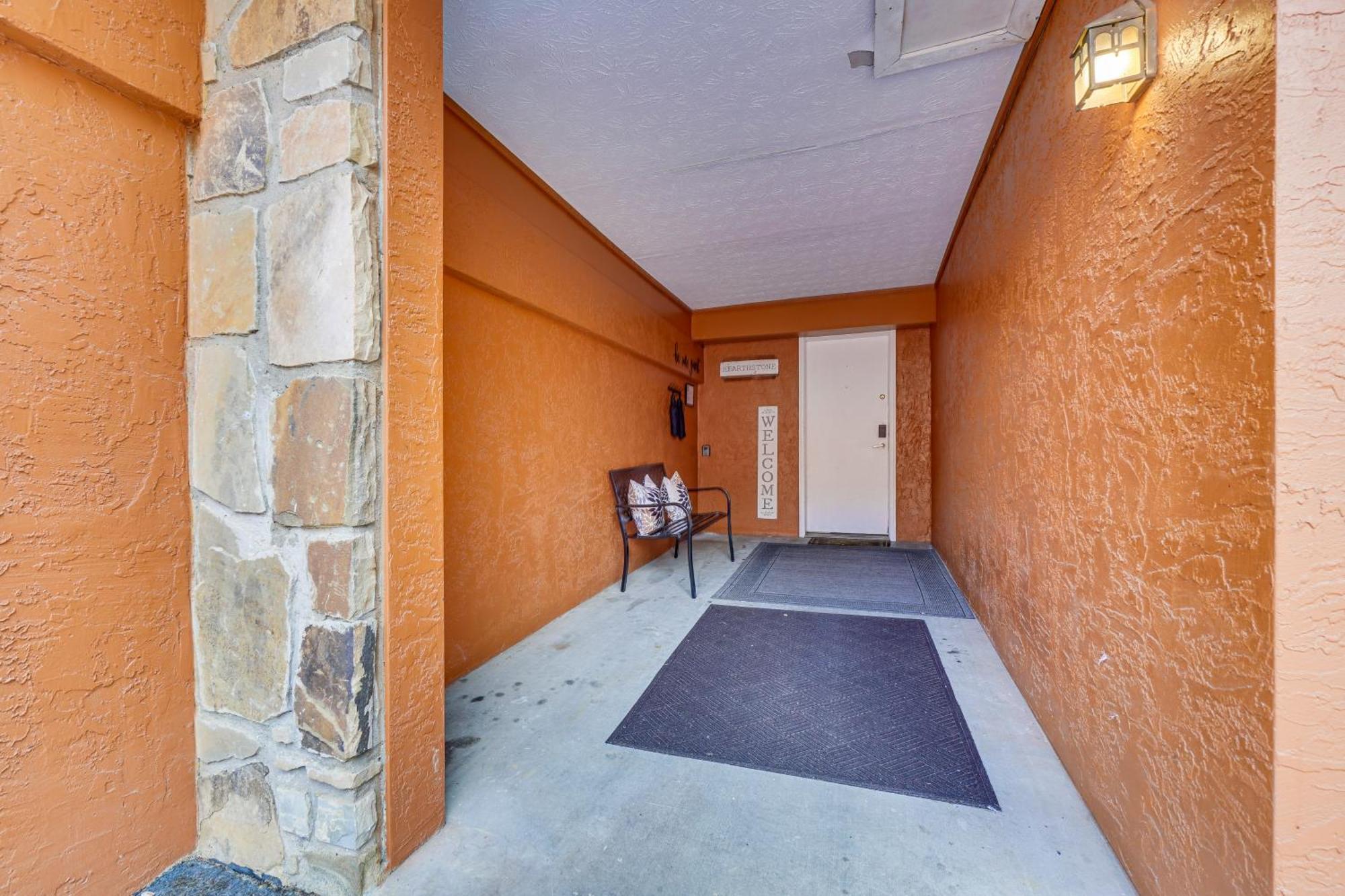 Downtown Gatlinburg Condo With Mountain-View Balcony المظهر الخارجي الصورة
