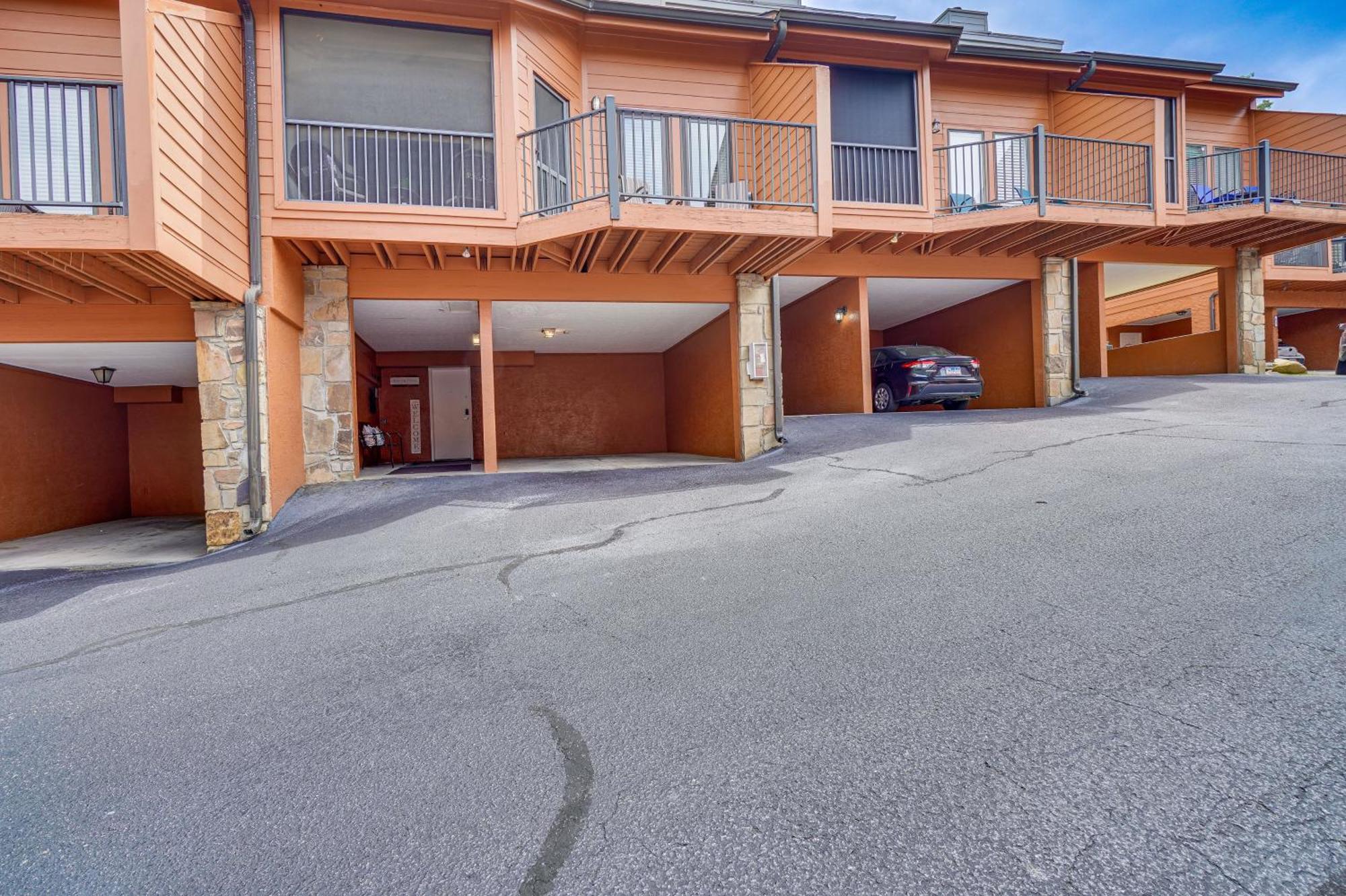 Downtown Gatlinburg Condo With Mountain-View Balcony المظهر الخارجي الصورة